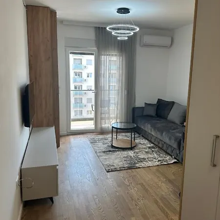Luxury D&b Apartament *