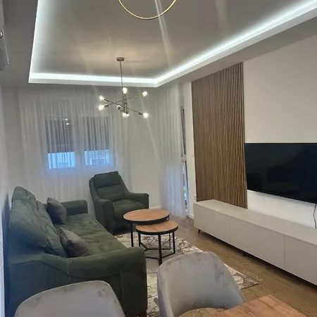Luxury D&b Apartament Podgorica