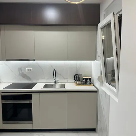 Luxury D&b * Podgorica