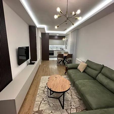 Luxury D&b Apartament Podgorica